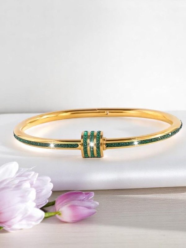 094a232f d327 43e5 812d e6bb241442ec Photoroom