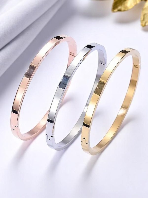 0a2e45ef dc5d 44a6 9977 386f99d0cf16 1200x1200 Photoroom